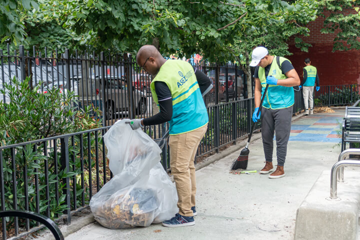 ASEZ WAO White Playground Cleanup